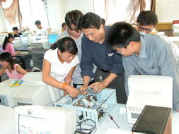 信息工程系實(shí)訓(xùn)基地計(jì)算機(jī)拆裝實(shí)習(xí) 理論與實(shí)踐的完美融合